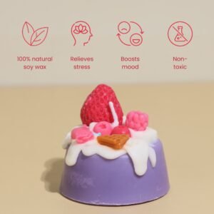 Vanilla cake scented soy wax candle features